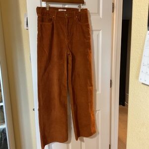 NWOT Levis Ribcage Wide Leg Corduroy Pants 33